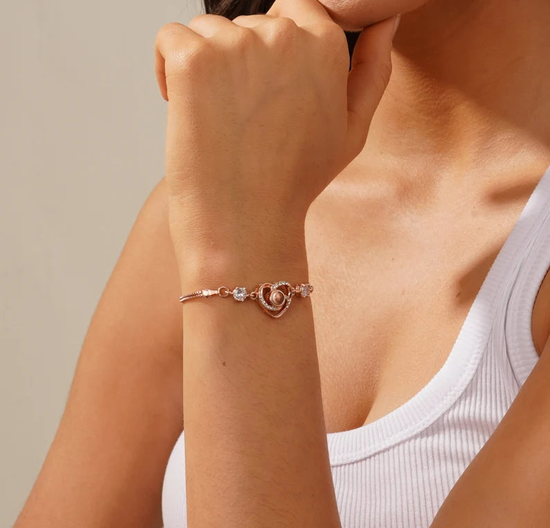 Silver Heart Diamond Projection Bracelet