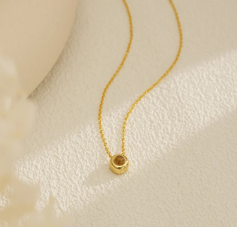 Love Round Projection Necklace