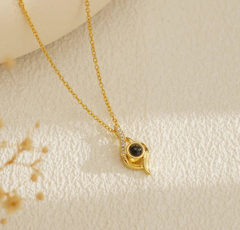 EYE Shaped Projection Necklace