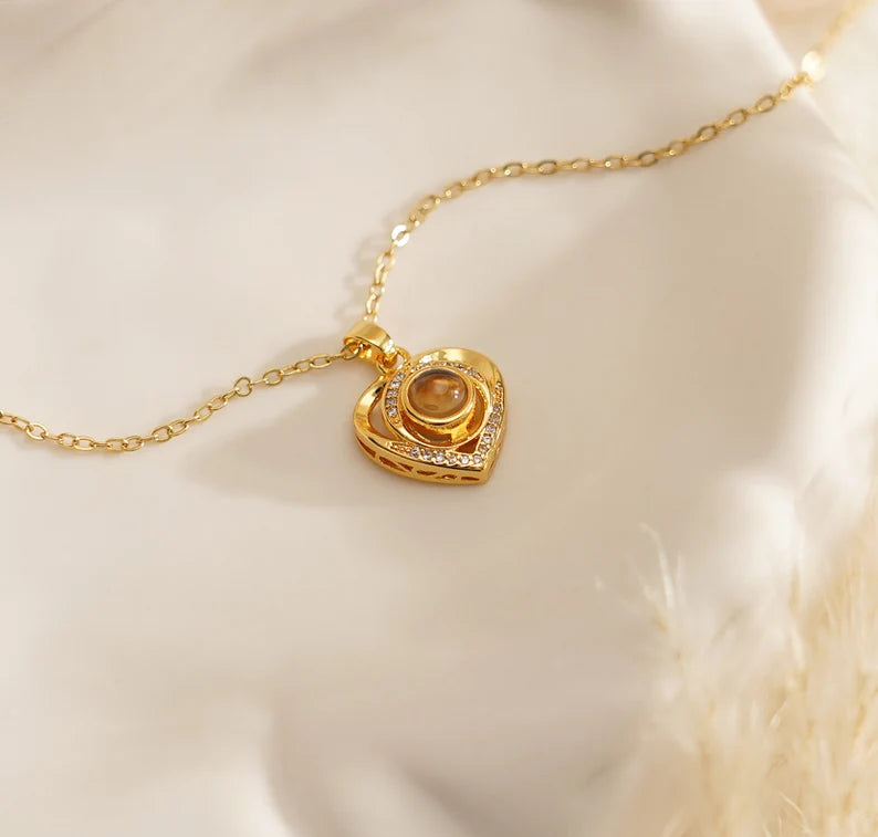 Heart OutLine Projection Necklace